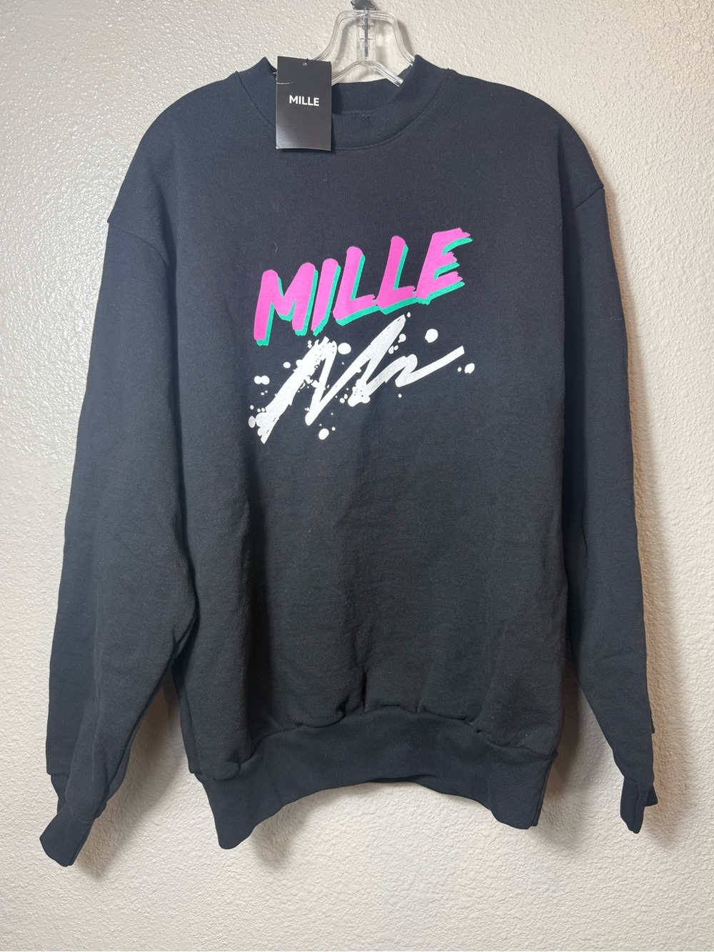 NWT MILLE Air Oversized Unisex Fleece Sweatshirt Black Graphic Pullover M
